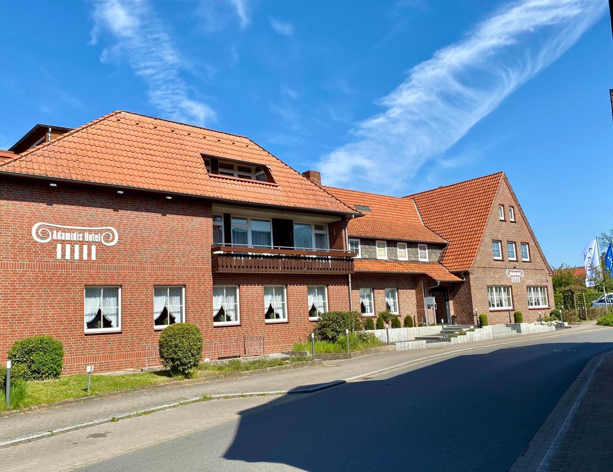 Adamidis Hotel Altenmedingen Bagian luar foto